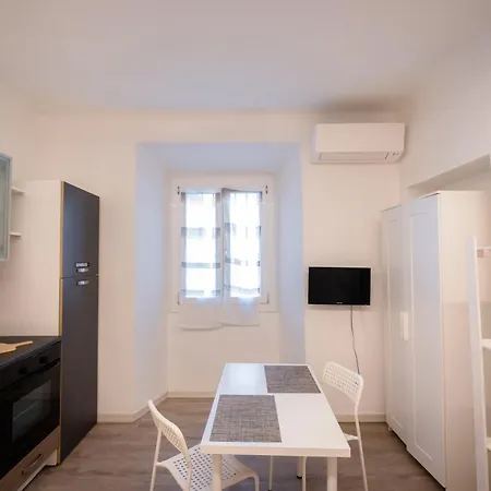 Loft Moderno In Porta Venezia Milan