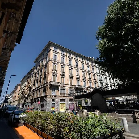 Apartman Loft Moderno In Porta Venezia Milánó